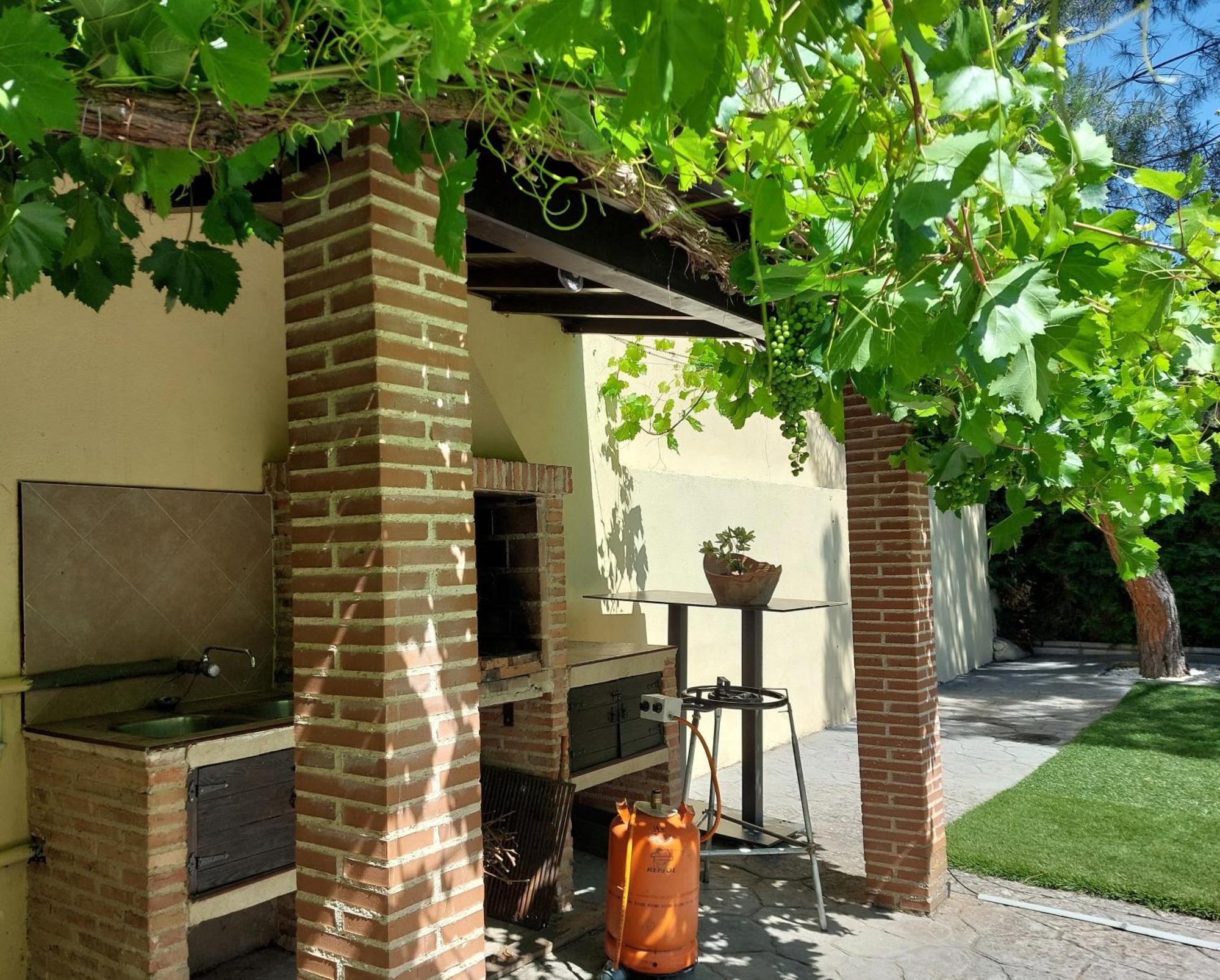 Almoguera Casa Rural El Raso מראה חיצוני תמונה